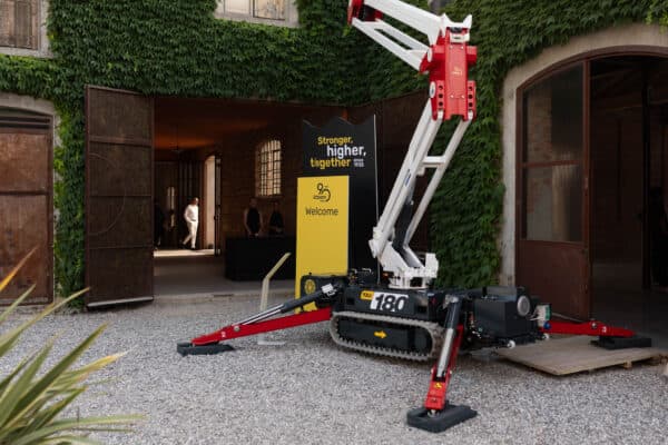 PIATTAFORMA TZJ 180 7 PIATTAFORMA TZJ 180 - immagine 7